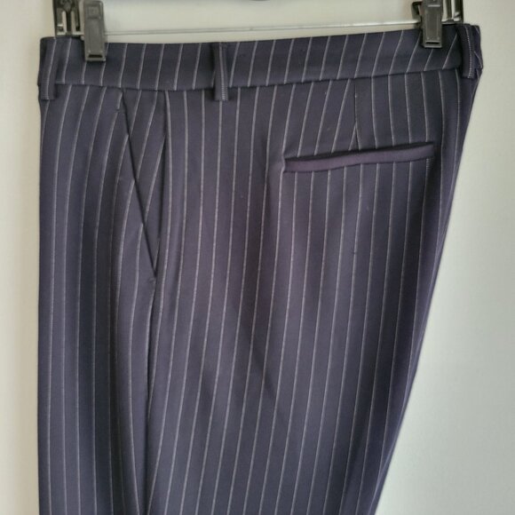 Liverpool Women’s Pinstripe Navy Blue Stretch Pants Size 14/32 - Picture 5 of 12